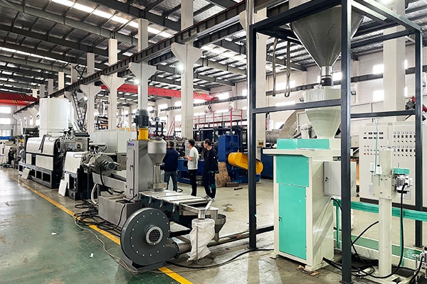 PP Woven Bag Pelletizing Line with bag sewing machine