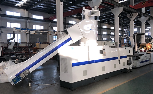 Bulgaria-PE Film Recycle Pelletizing Machine