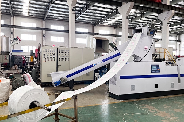 PE Bag Recycle Granulator Machine